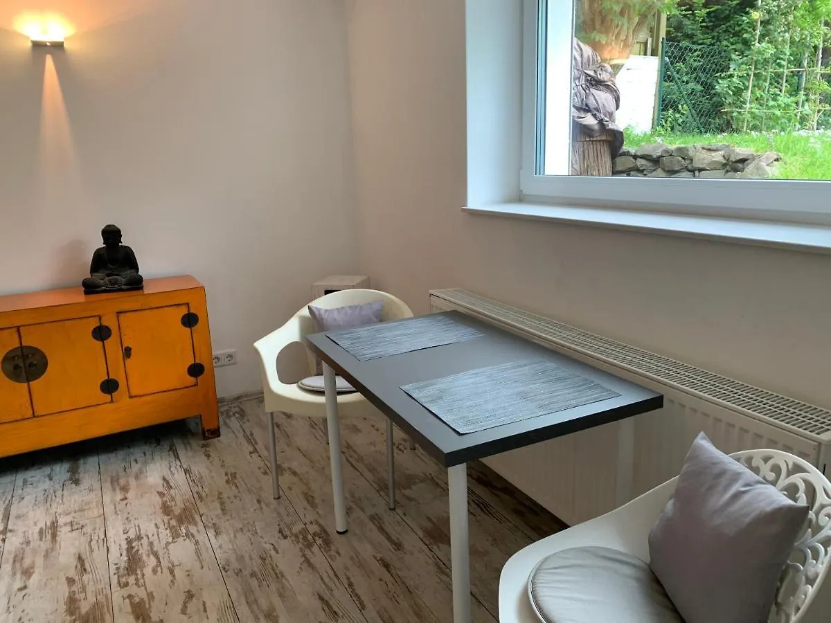 1-Zimmer-Wohnung In Koln Poll 0*, Cologne